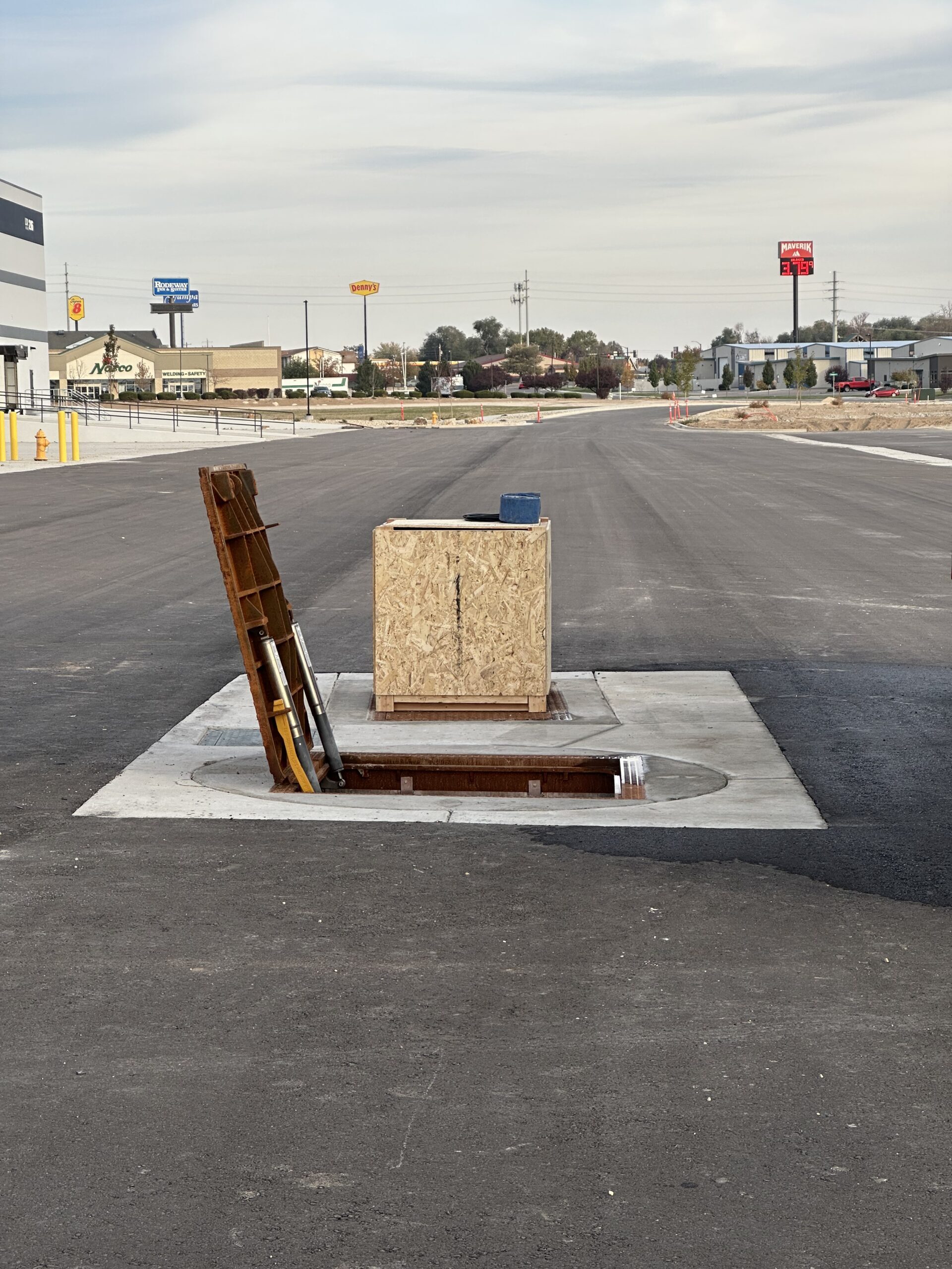 Northside Logistics Center