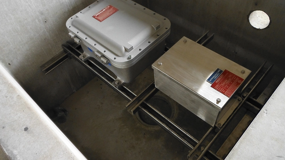 In-Ground Junction Box for a Romtec Utilities System