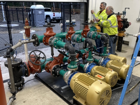Complete Wastewater System with Thern Crane for Lifting Components