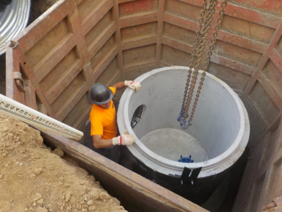 Installation of a Romtec Utilities development stormwater pump station in Gresham, Oregon